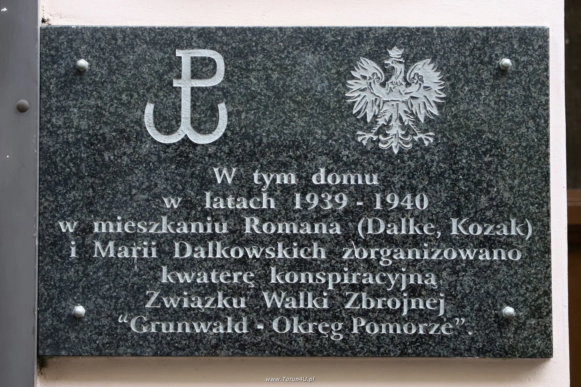 Tablica pamiątkowa rodziny Dalkowskich i ZWZ „Grunwald - Okręg Pomorze”